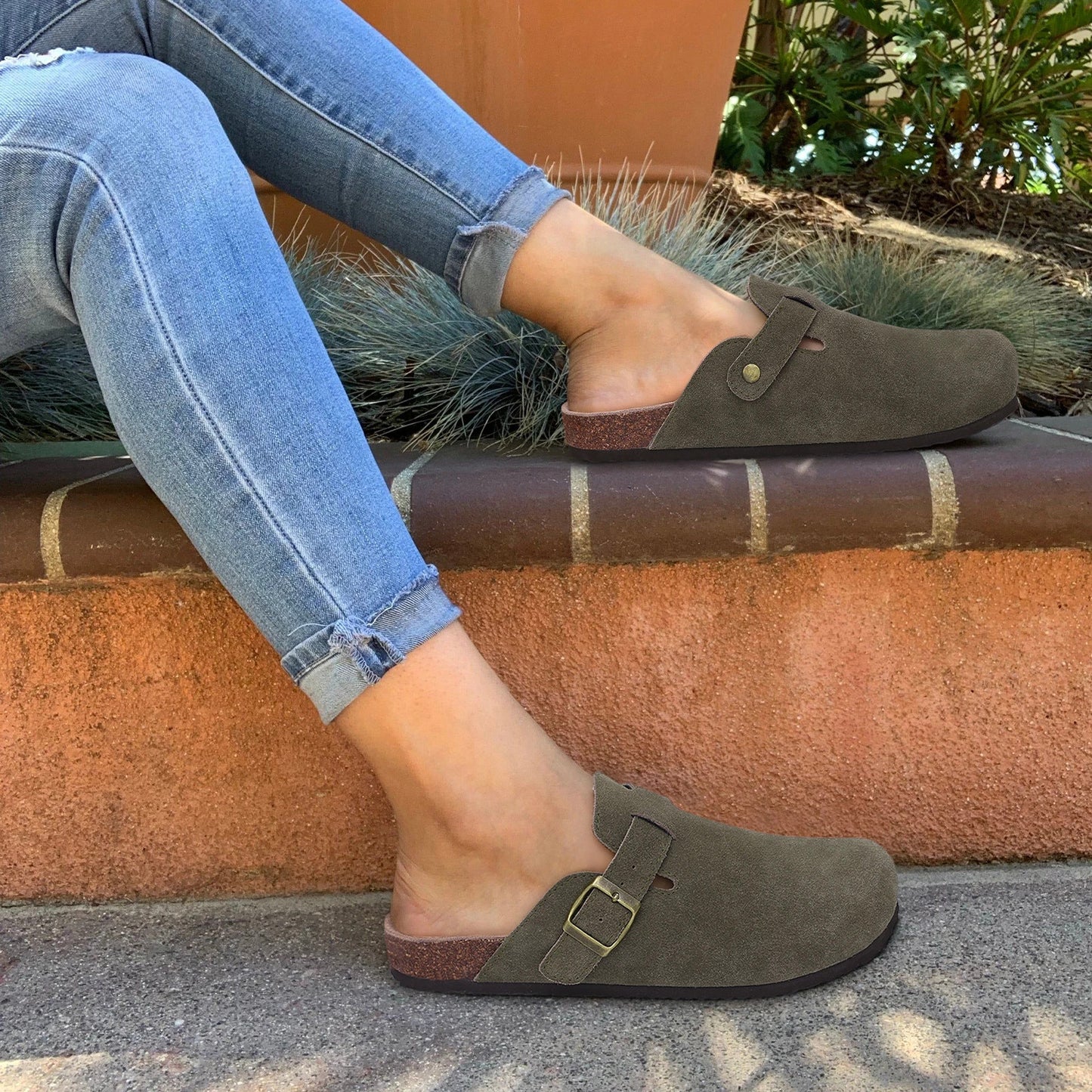 CAVELISH Women's Sandal