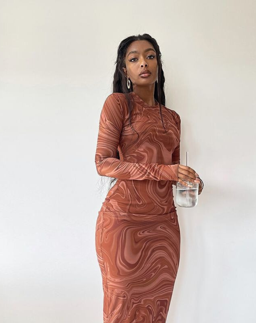 Bella long-sleeved Dress