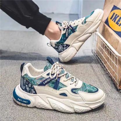 TRUN Sneakers